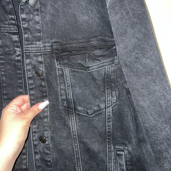Hollister Black Jean Jacket (Oversized) - Picture 3 of 4